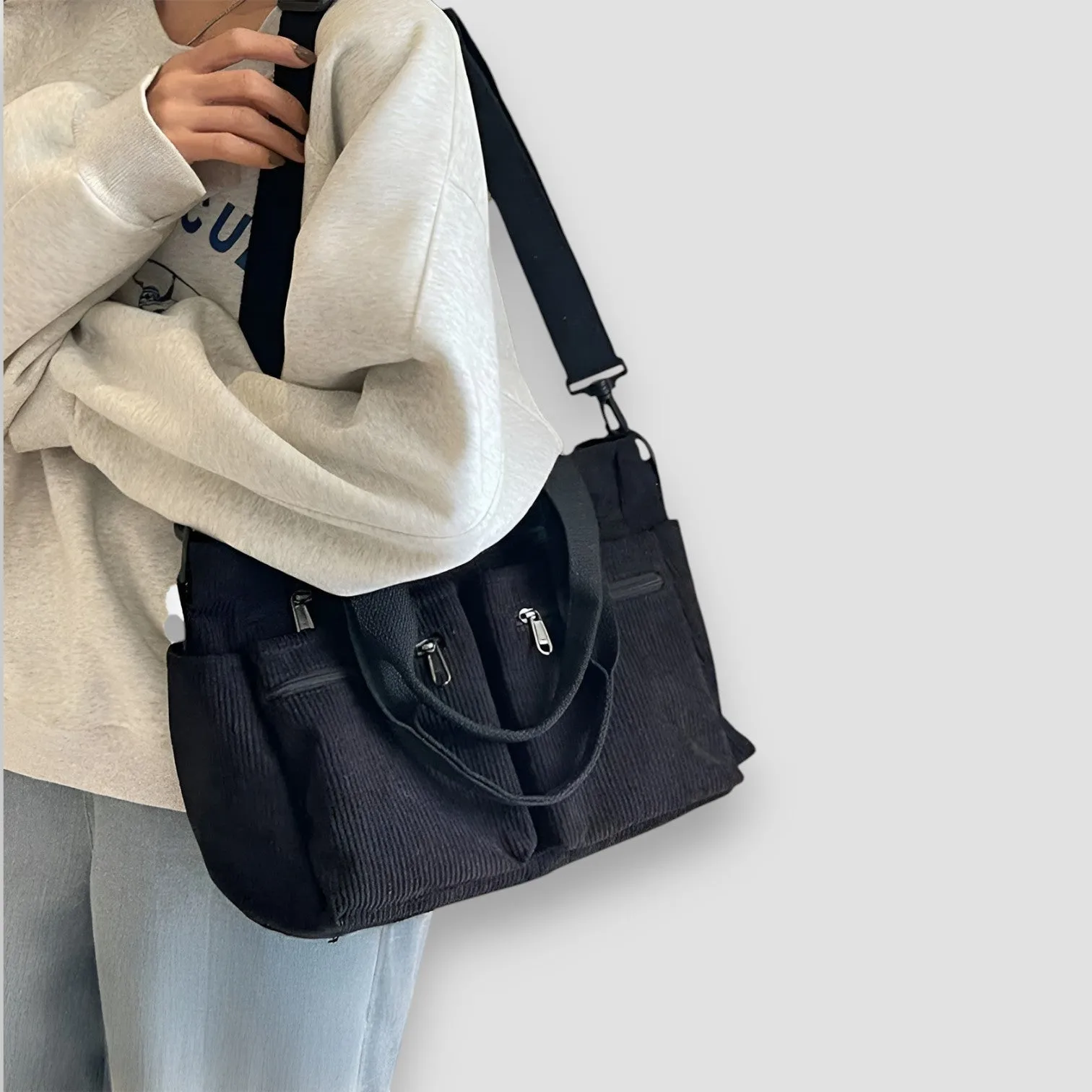 – Borsa Voice-activated High-precision Belinda
