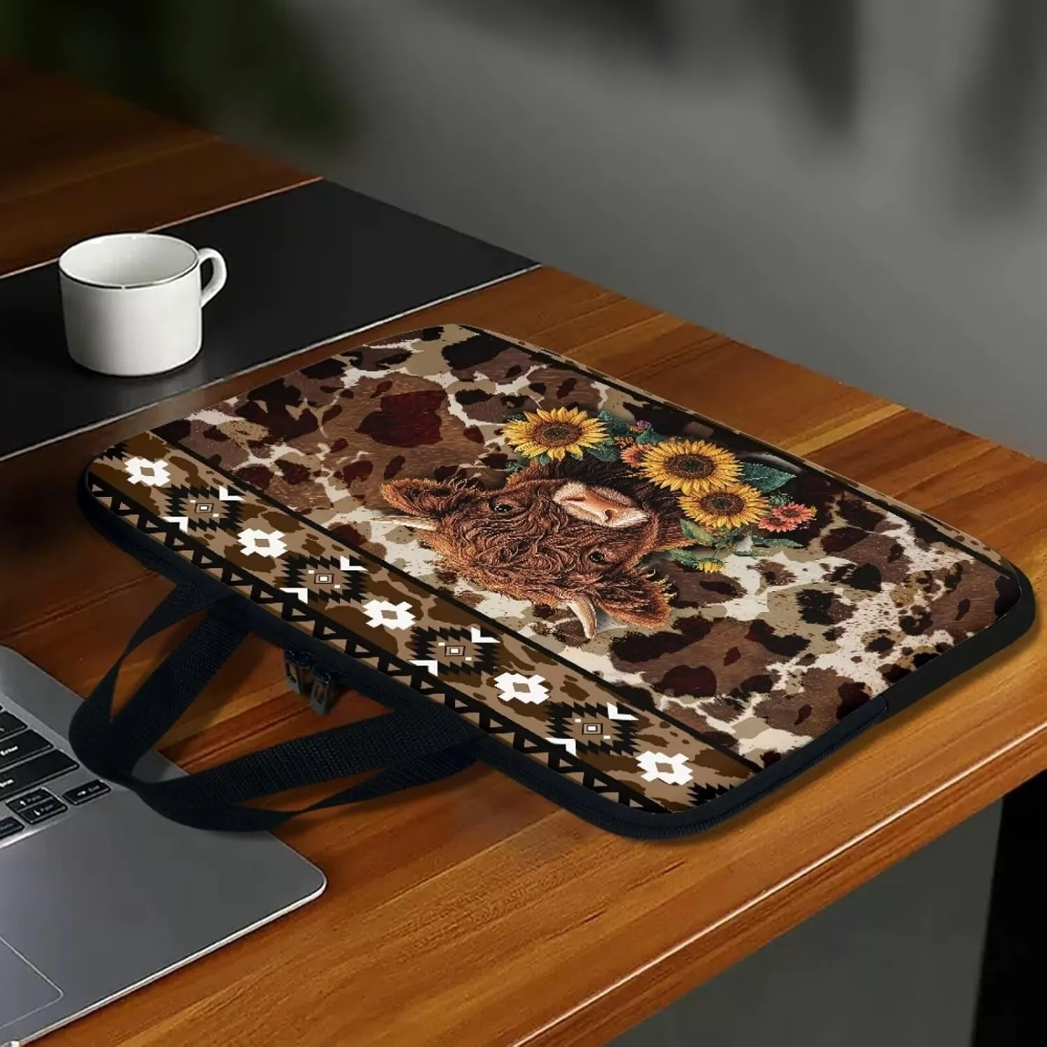 Aztec Sunflower Highland Cow Print Laptop Sleeve Case Portable Laptop Cover with Handle for Women Men Waterproof Tablet Briefcase Carrying Bag Notebook Computer Protector Case, 10inch