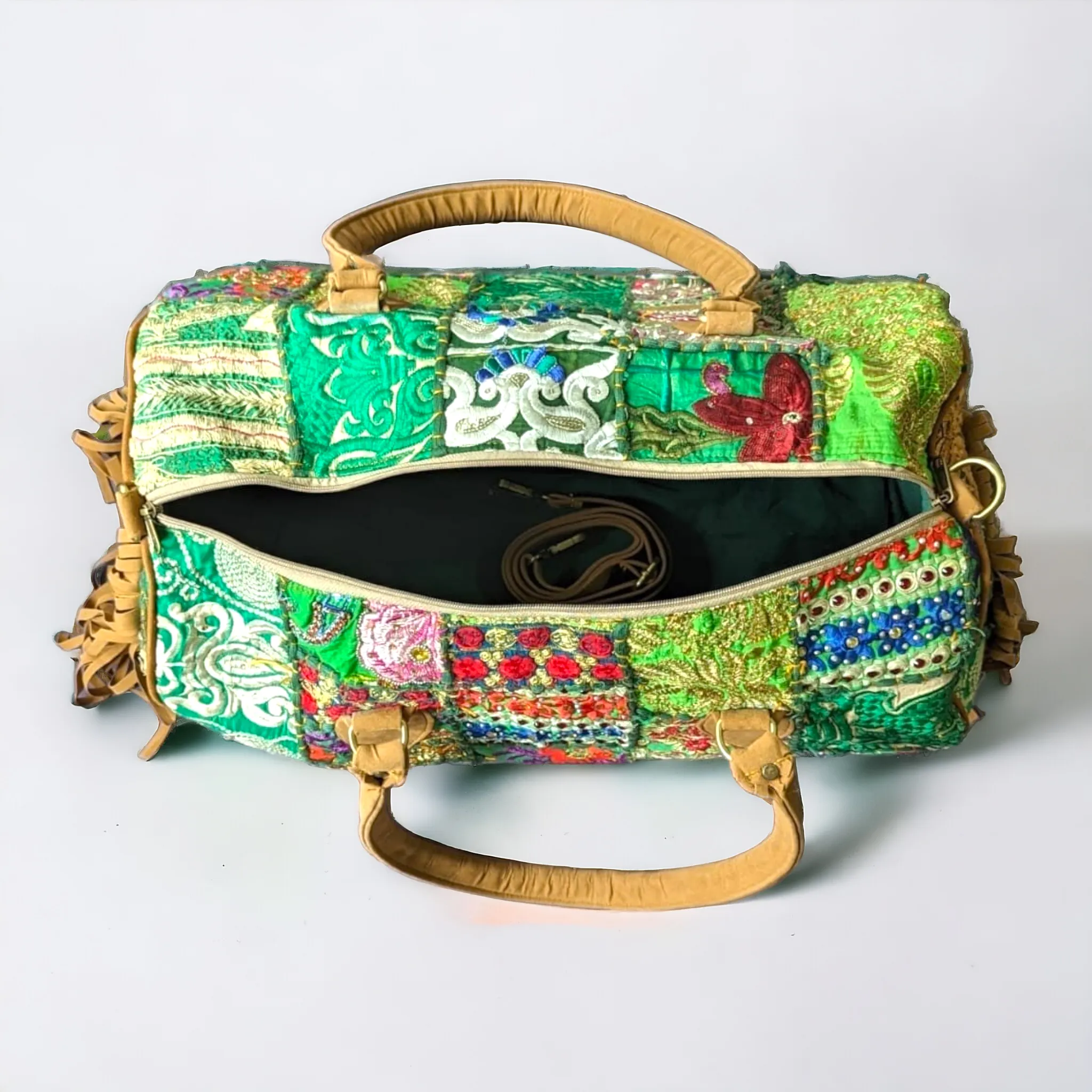 Boho Duffle Bag w Fringes