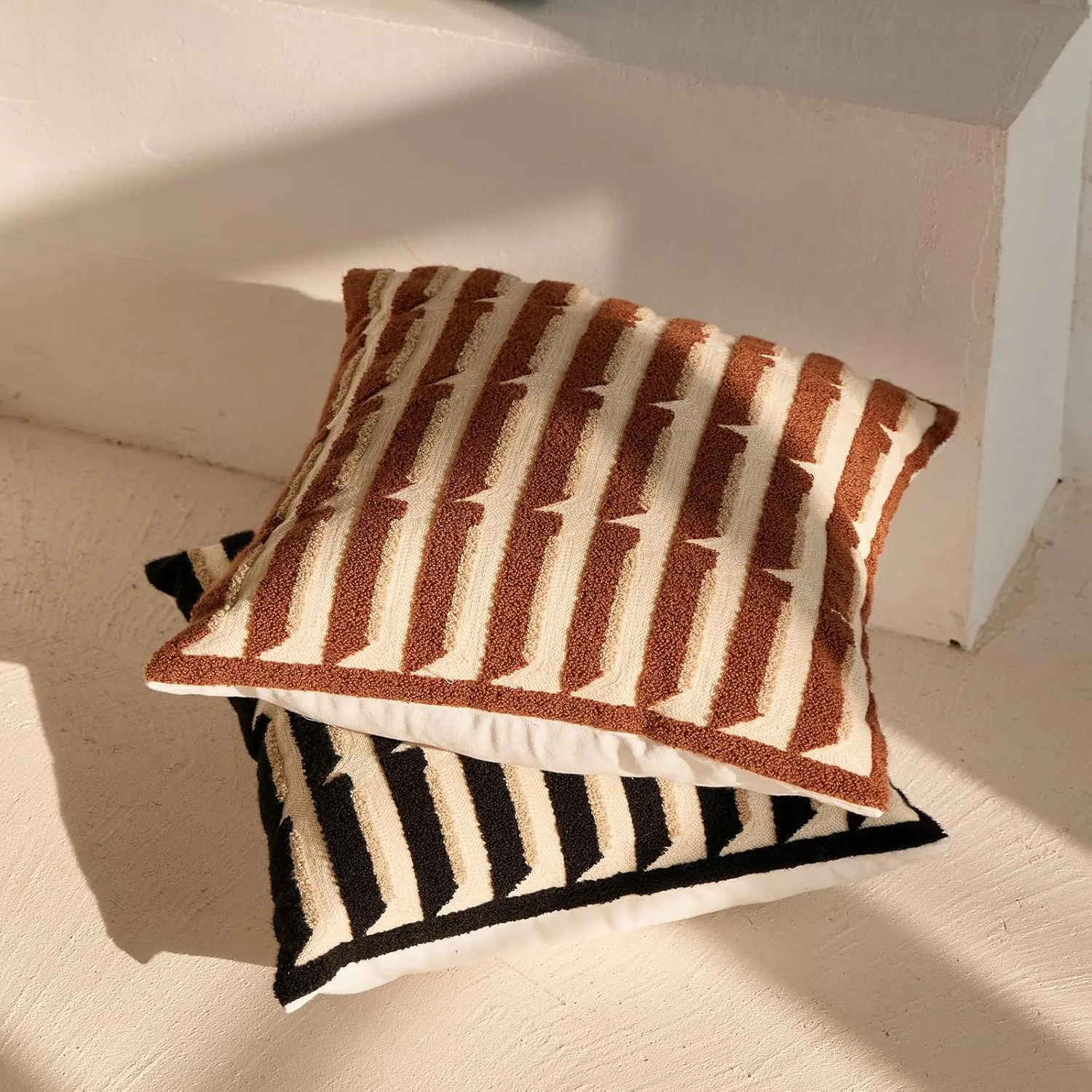 Brown Cream Chunky Village Bohu Throw Pillow Covers，Chic Strip Geometric Decorative Aesthetic Pillowcases，Woven Modern Sham for Couch Bed Sofa Bedroom ，18x18 Inches, 1PCS