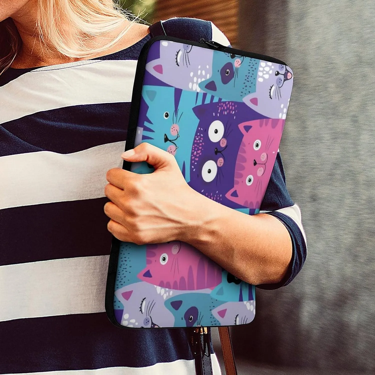 Cute Cats Head All Print Hands Free Withdrawal Laptop Bag Unisex