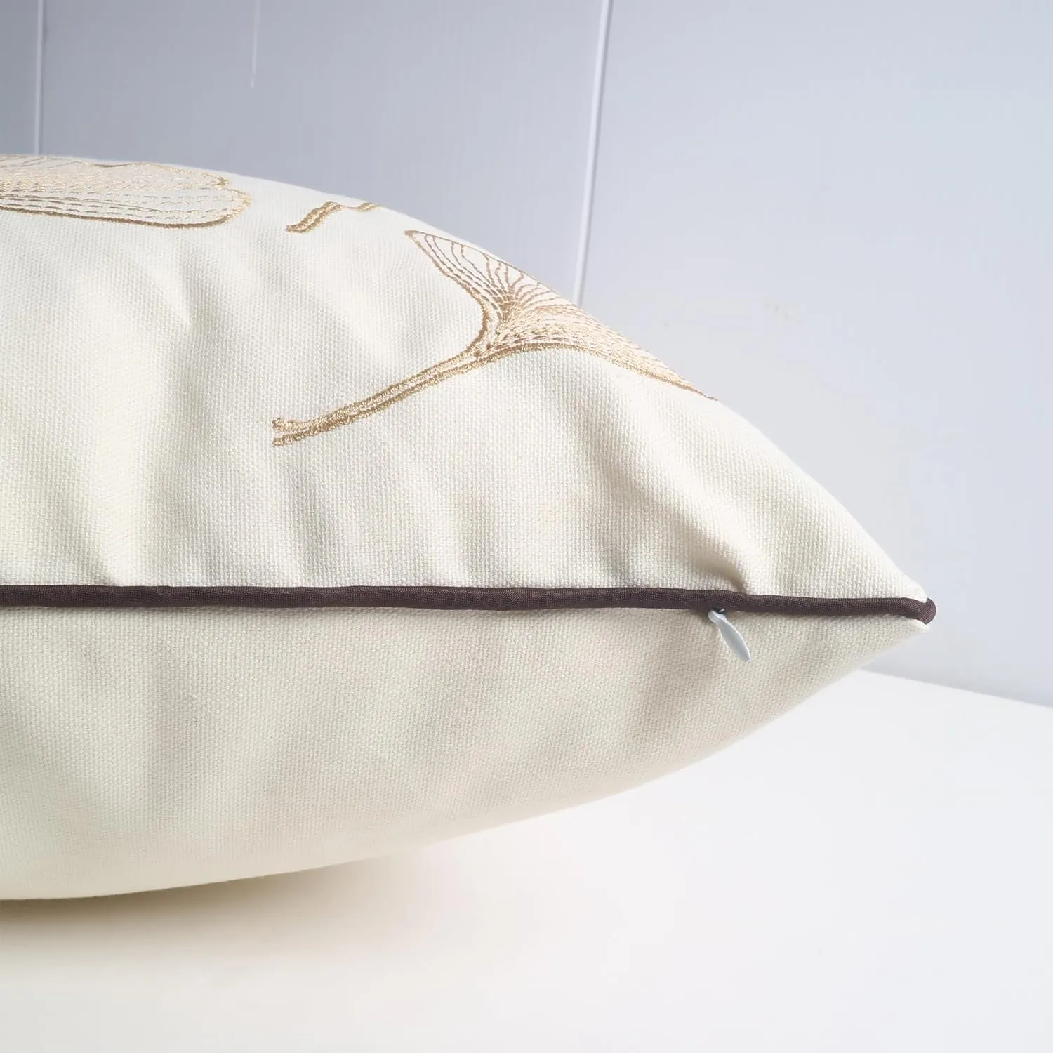 Embroidery Throw Pillow Covers 18x18 Fine Thread Golden Ginkgo Leaves Home Decor Floor Pillow Cover for Couch 100% Cotton Cushion Cover Embroidered Throw Pillow Case 45x45cm, 2 Pieces
