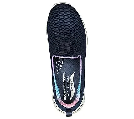 GO WALK ARCH FIT