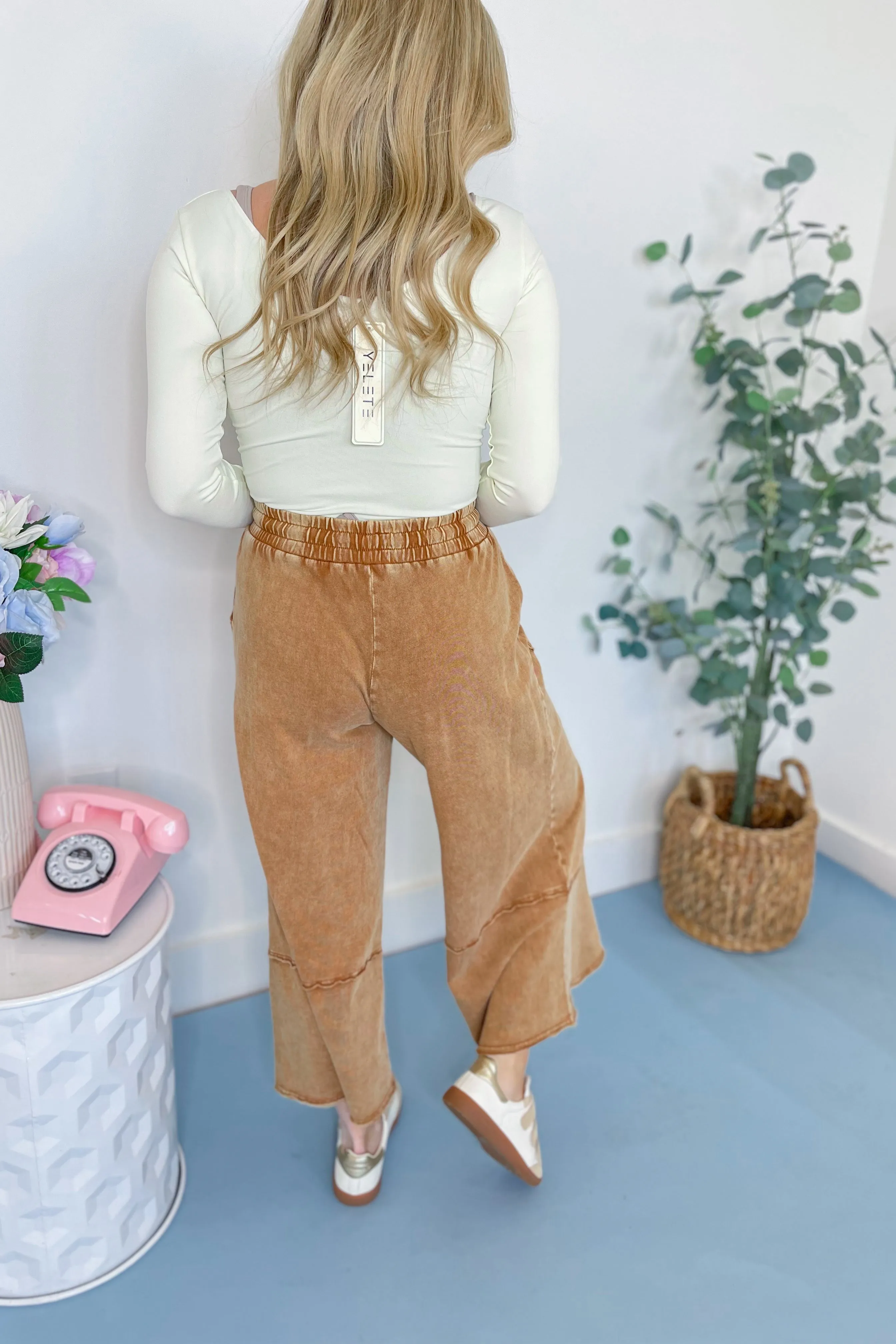 Laura Floral Detail Mineral Washed Terry Knit Wide Leg Pants