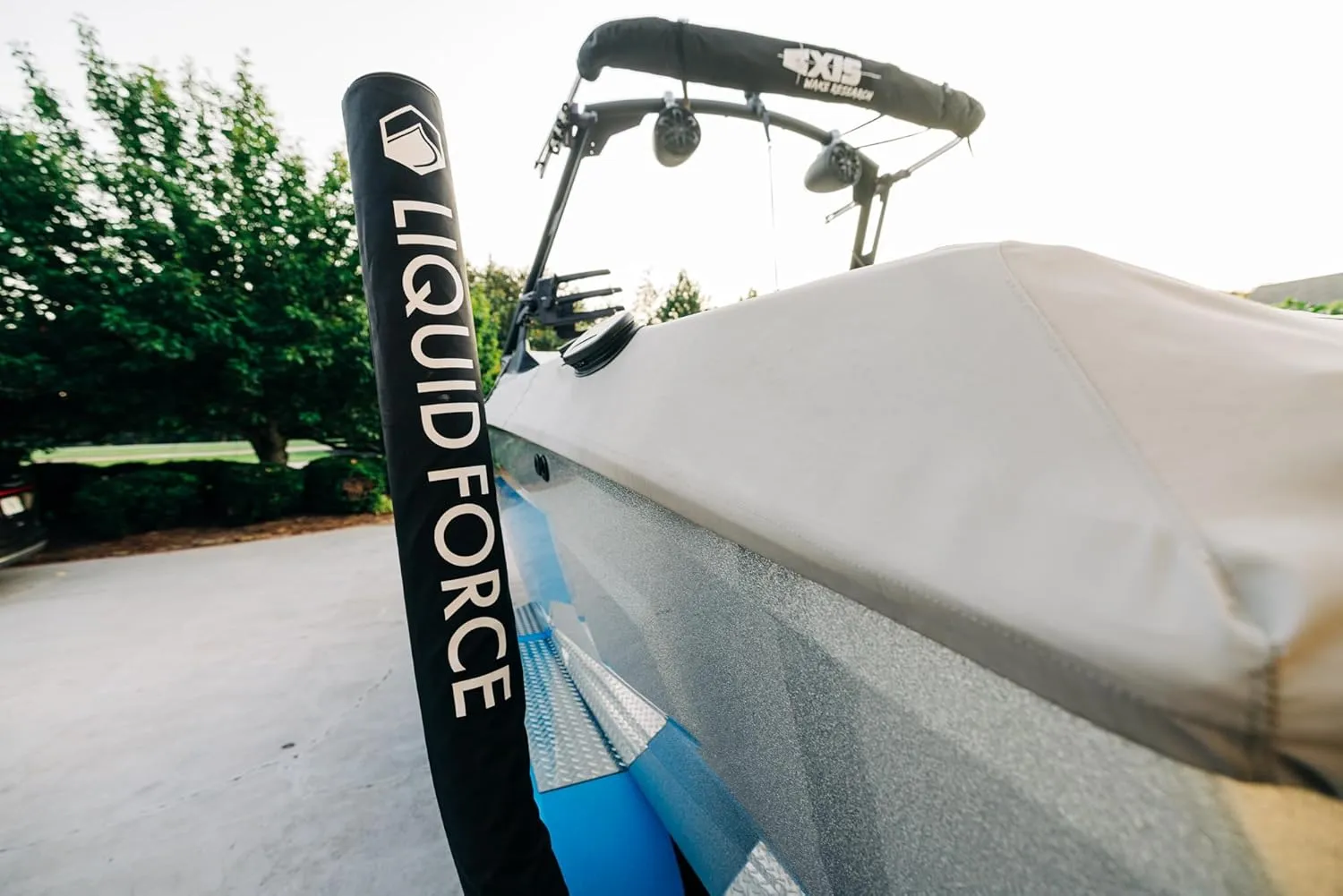 Liquid Force DLX Trailer Guide 2023-4'