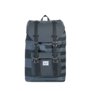 Little America Backpack | Mid-Volume
