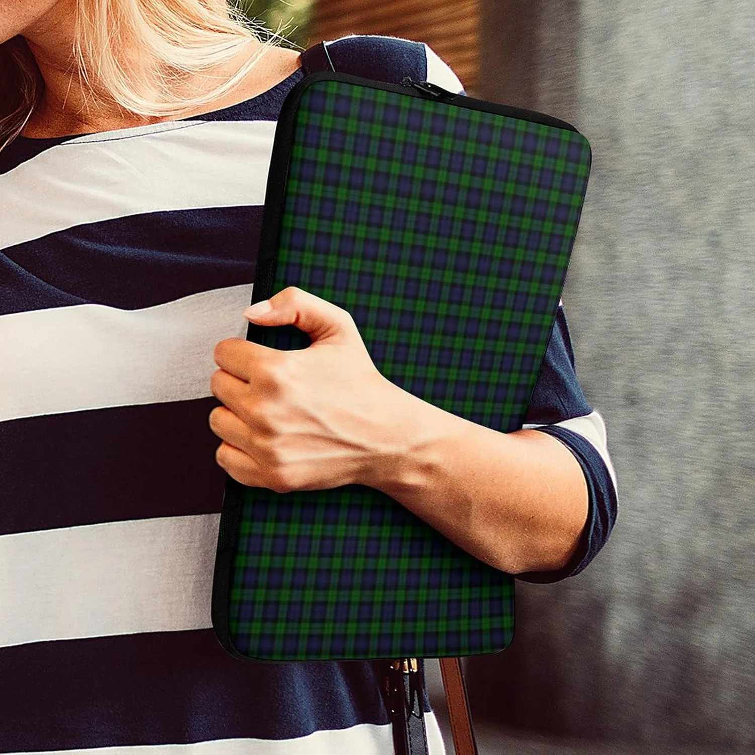 Murray Tartan All Print Hands Free Withdrawal Laptop Bag Unisex