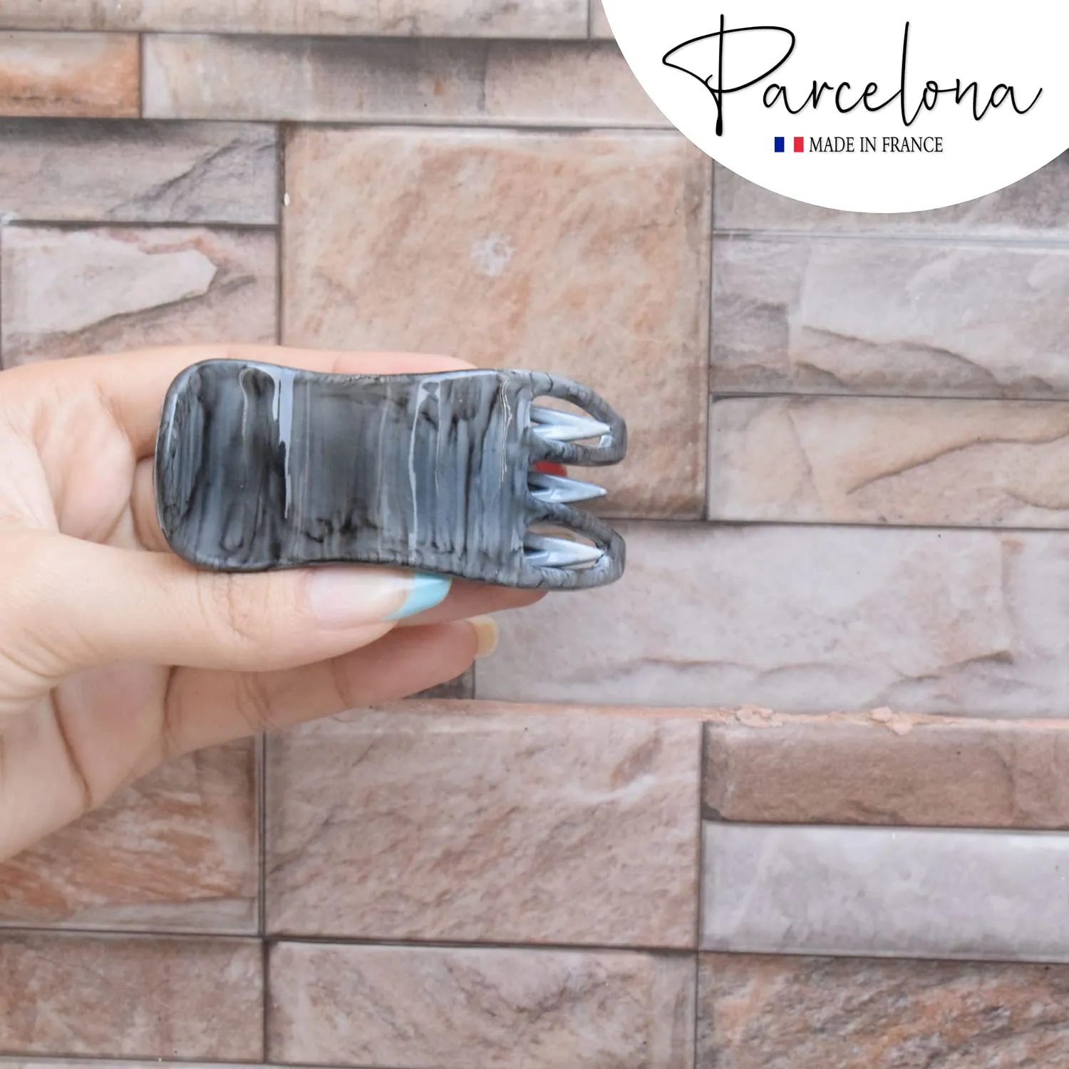 Parcelona French Simply Bear Paw Medium 3” Celluloid Acetate Side Slide In Jaw Yoga Fine Hair Claw Clip for Women and Girls (Grey Streaks)