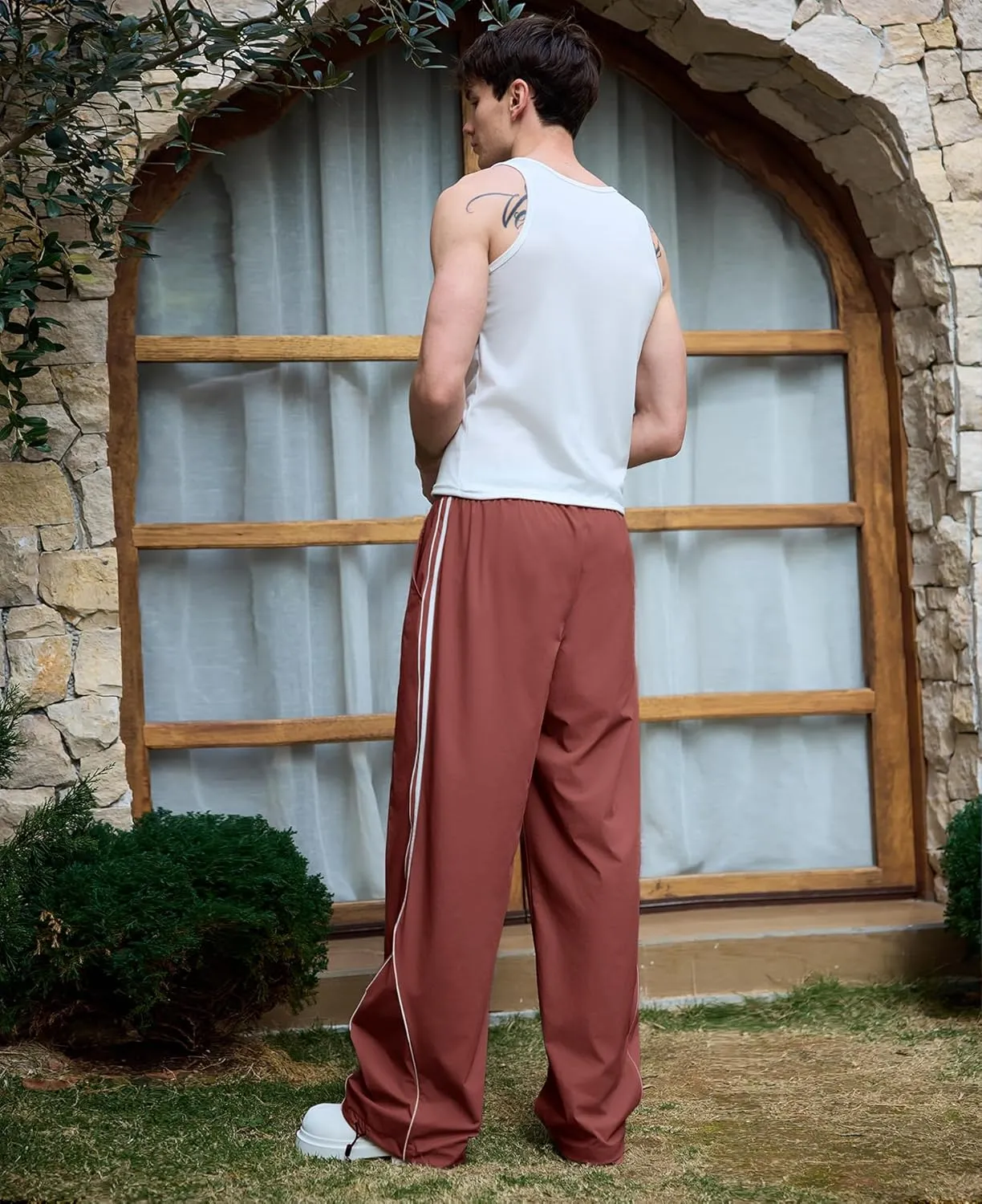 Susclude Mens Baggy Sweatpants Wide Leg Y2k Elastic Waist Track Pants Vintage Summer Vacation Casual Pants 2025 Streetwear