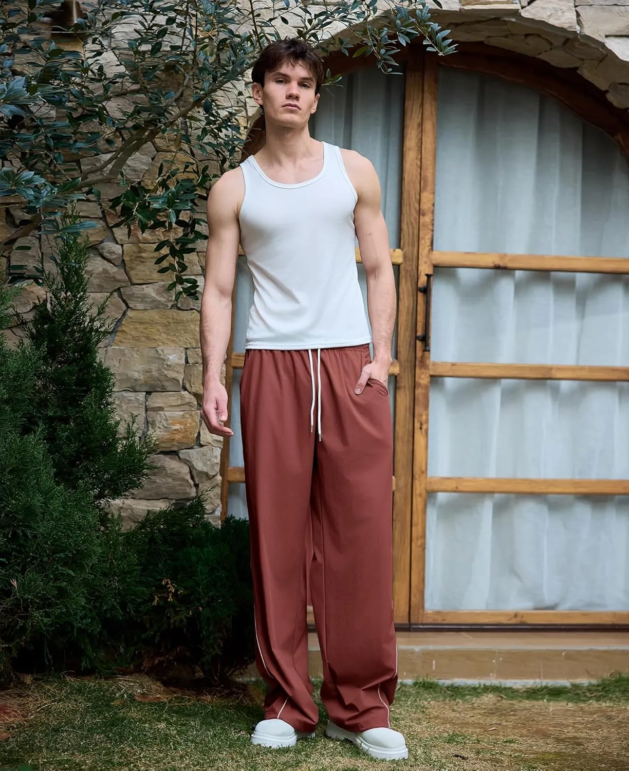Susclude Mens Baggy Sweatpants Wide Leg Y2k Elastic Waist Track Pants Vintage Summer Vacation Casual Pants 2025 Streetwear