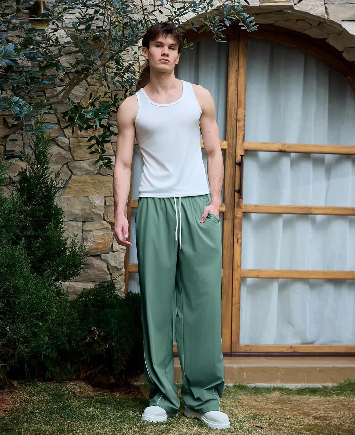 Susclude Mens Baggy Sweatpants Wide Leg Y2k Elastic Waist Track Pants Vintage Summer Vacation Casual Pants 2025 Streetwear