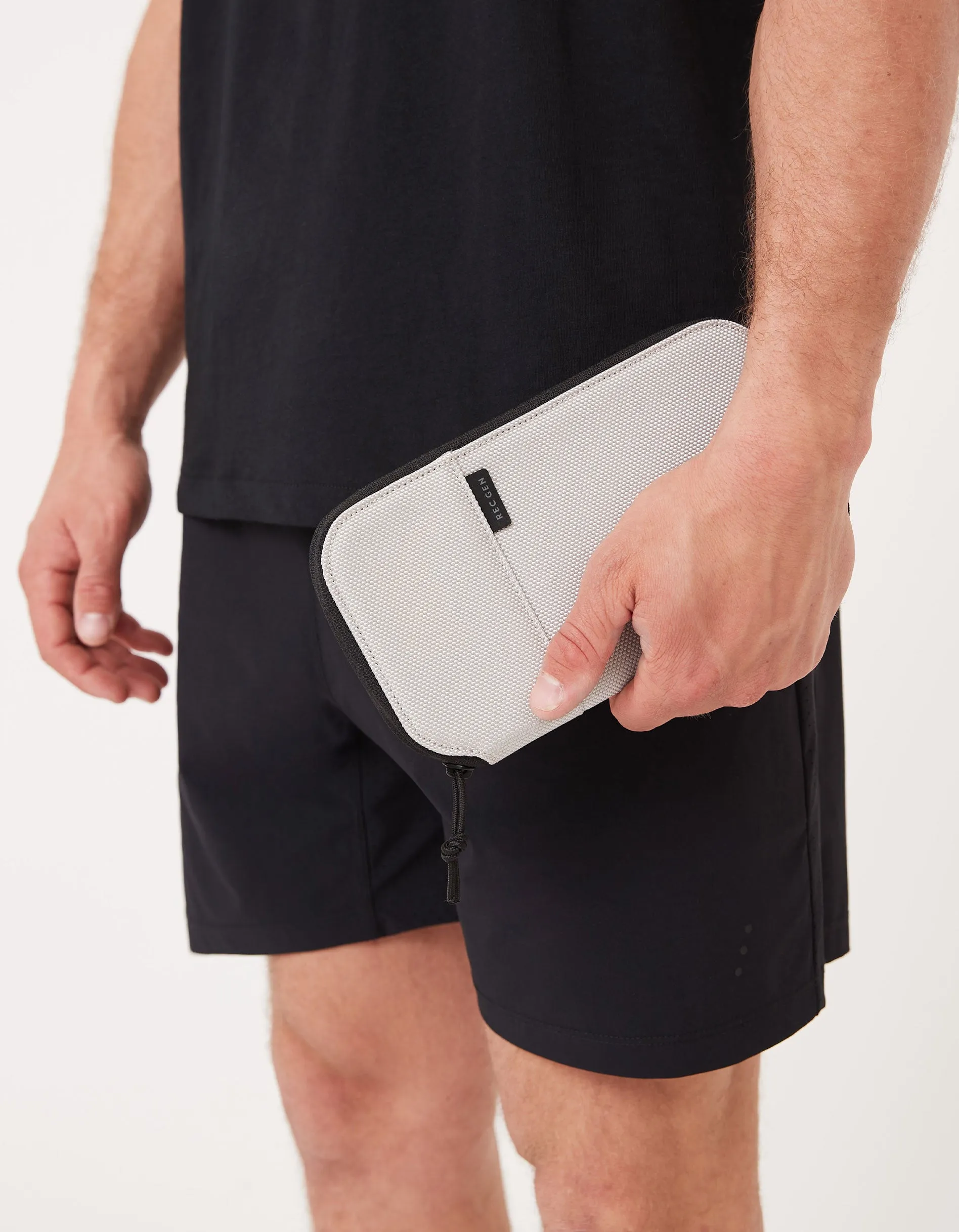 Travel Wallet Frost