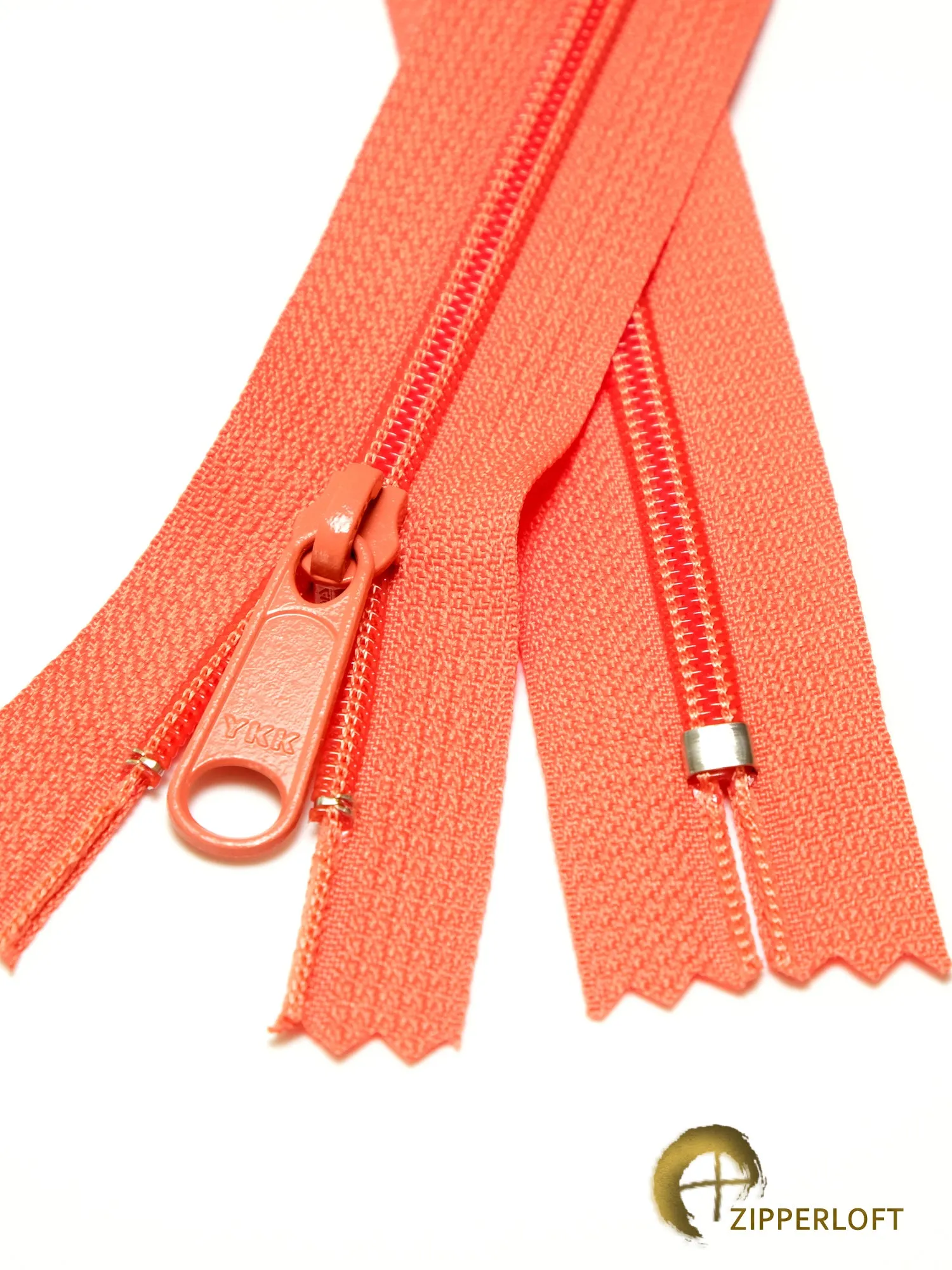 YKK #4.5 Heavy Duty Nylon Coil Purse Zipper (16/20/24") - 136 Shrimp